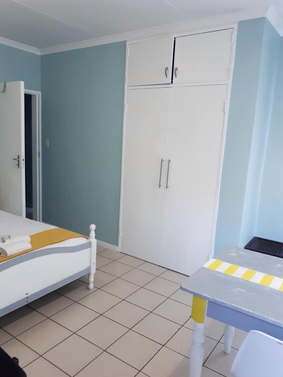 Midrand Guesthouse - Tasa Esterno foto